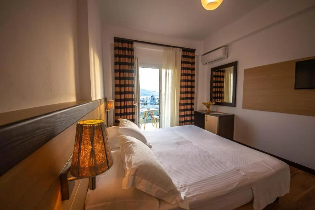 B&B Inada Rooms 사밀