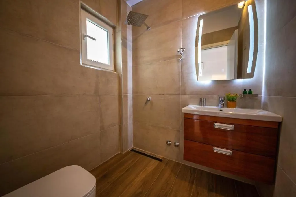 Inada Rooms Ksamil